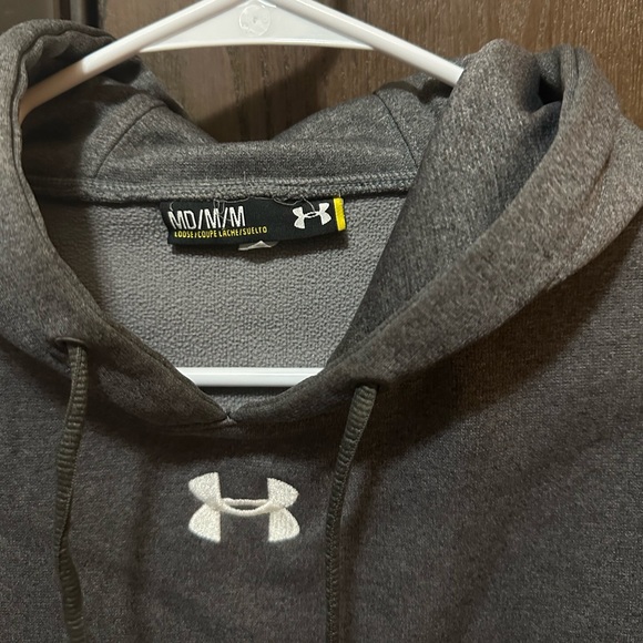 Men’s Under Armour Hoodie - Picture 3 of 3